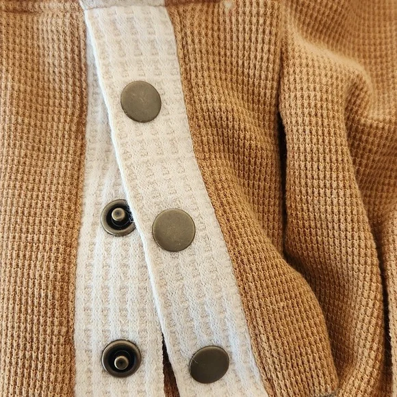 NWT..Free People Thermal top - Picture 9 of 9